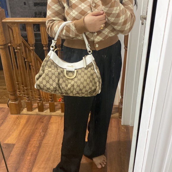 Gucci hand bag or shoulder small bag -authentic - Picture 16 of 17